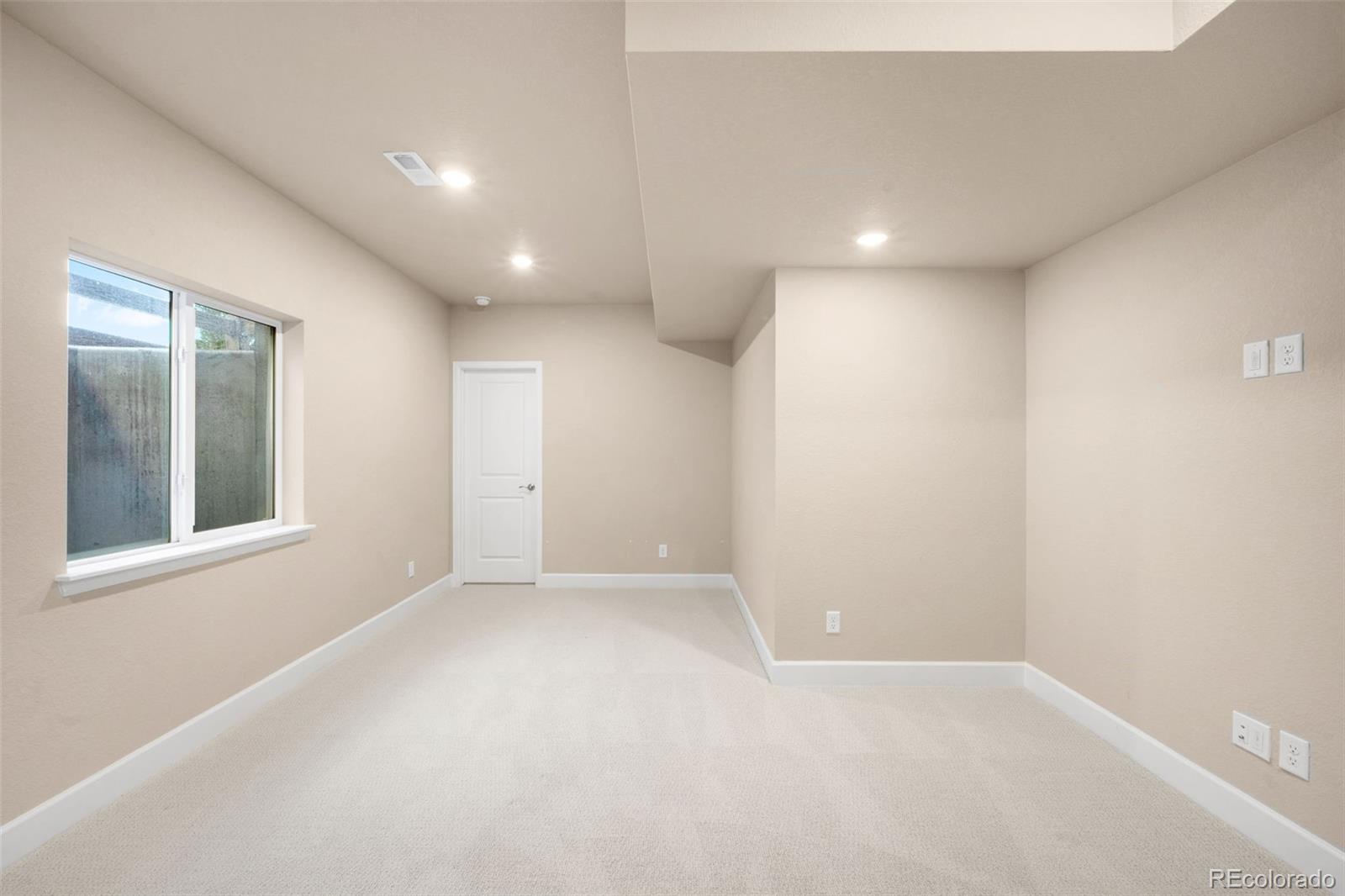 MLS Image #28 for 9792  banner peak street,littleton, Colorado