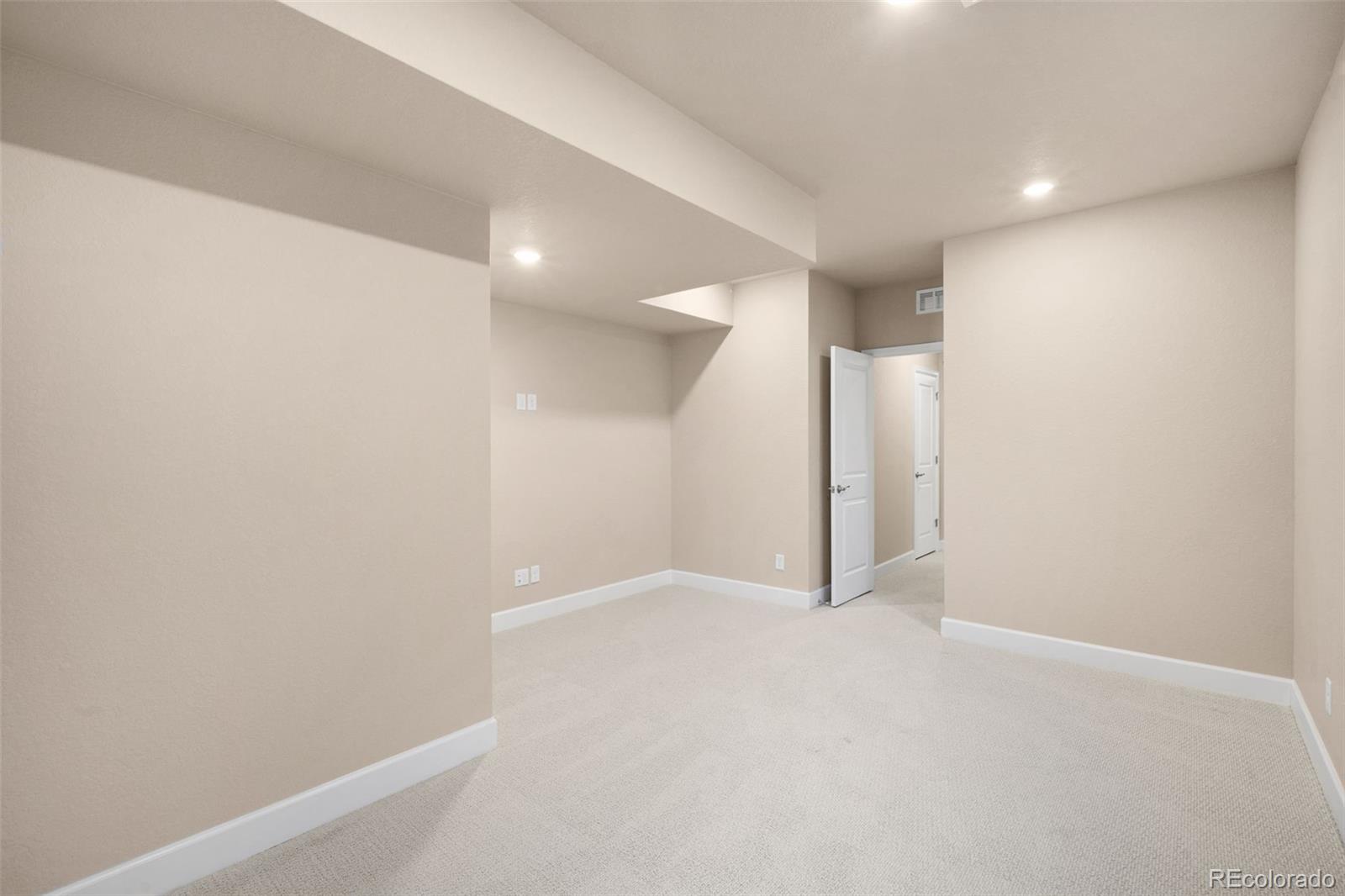 MLS Image #29 for 9792  banner peak street,littleton, Colorado