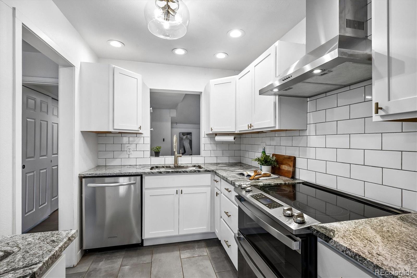 MLS Image #10 for 4995  julian street,denver, Colorado