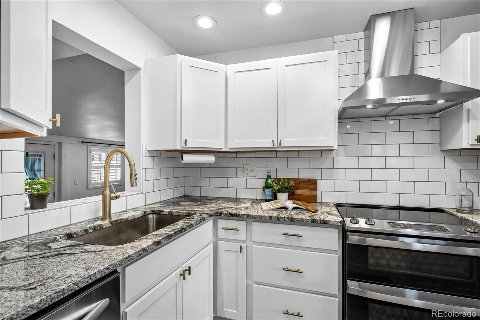 MLS Image #12 for 4995  julian street,denver, Colorado