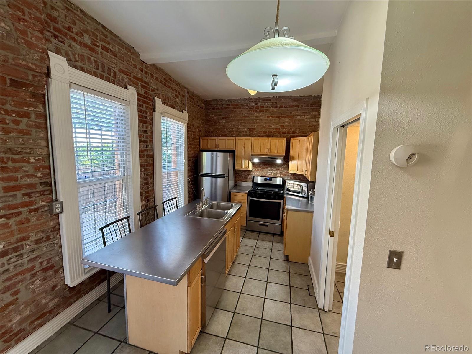 MLS Image #2 for 2431  tremont place,denver, Colorado