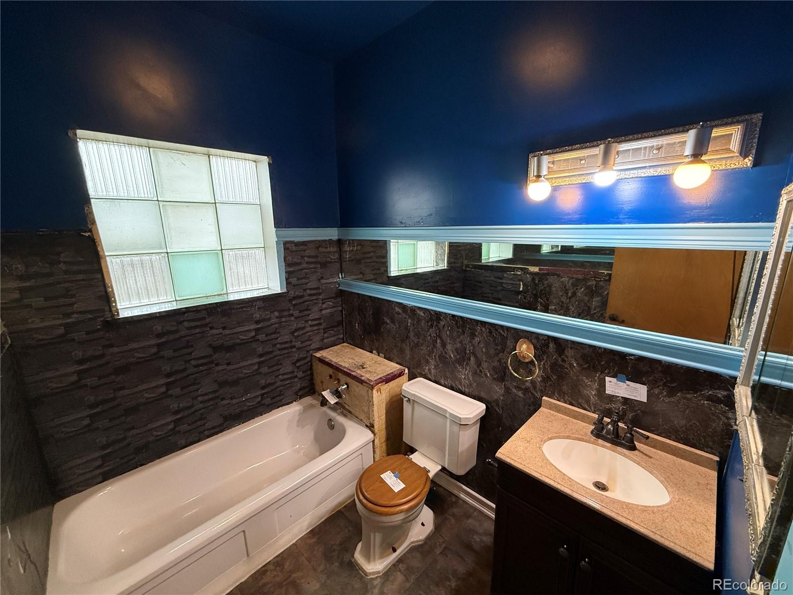 MLS Image #15 for 1651  routt street,lakewood, Colorado