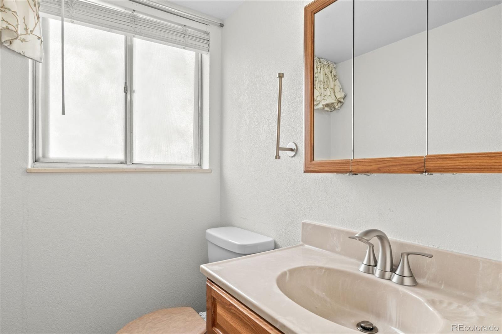 MLS Image #29 for 2447 s evanston street,aurora, Colorado