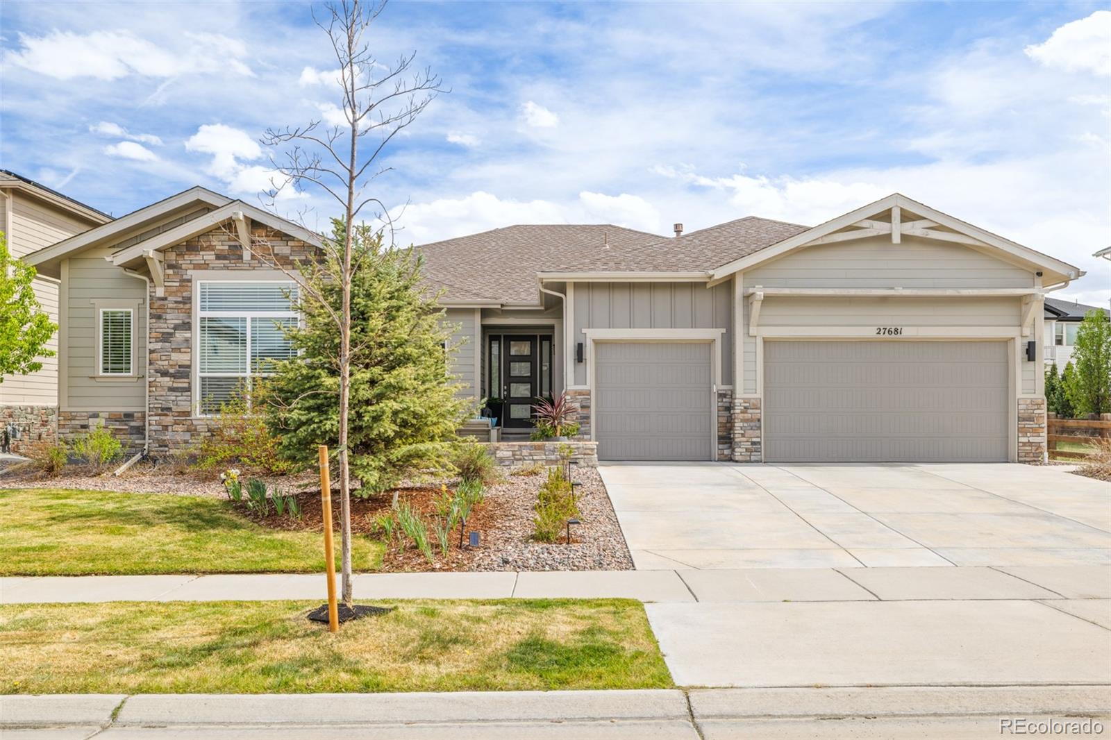 MLS Image #1 for 27681 e lakeview drive,aurora, Colorado