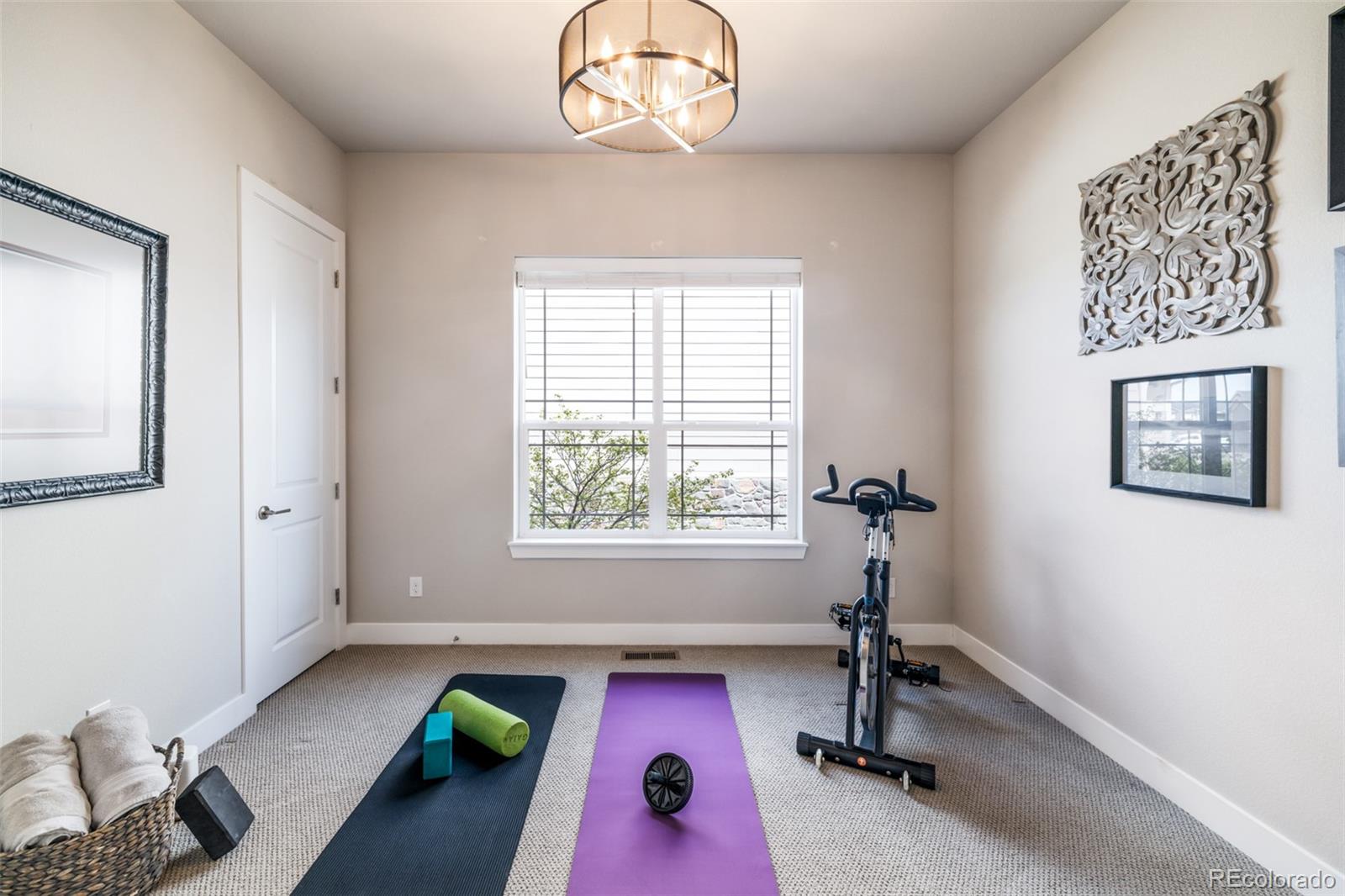 MLS Image #19 for 27681 e lakeview drive,aurora, Colorado