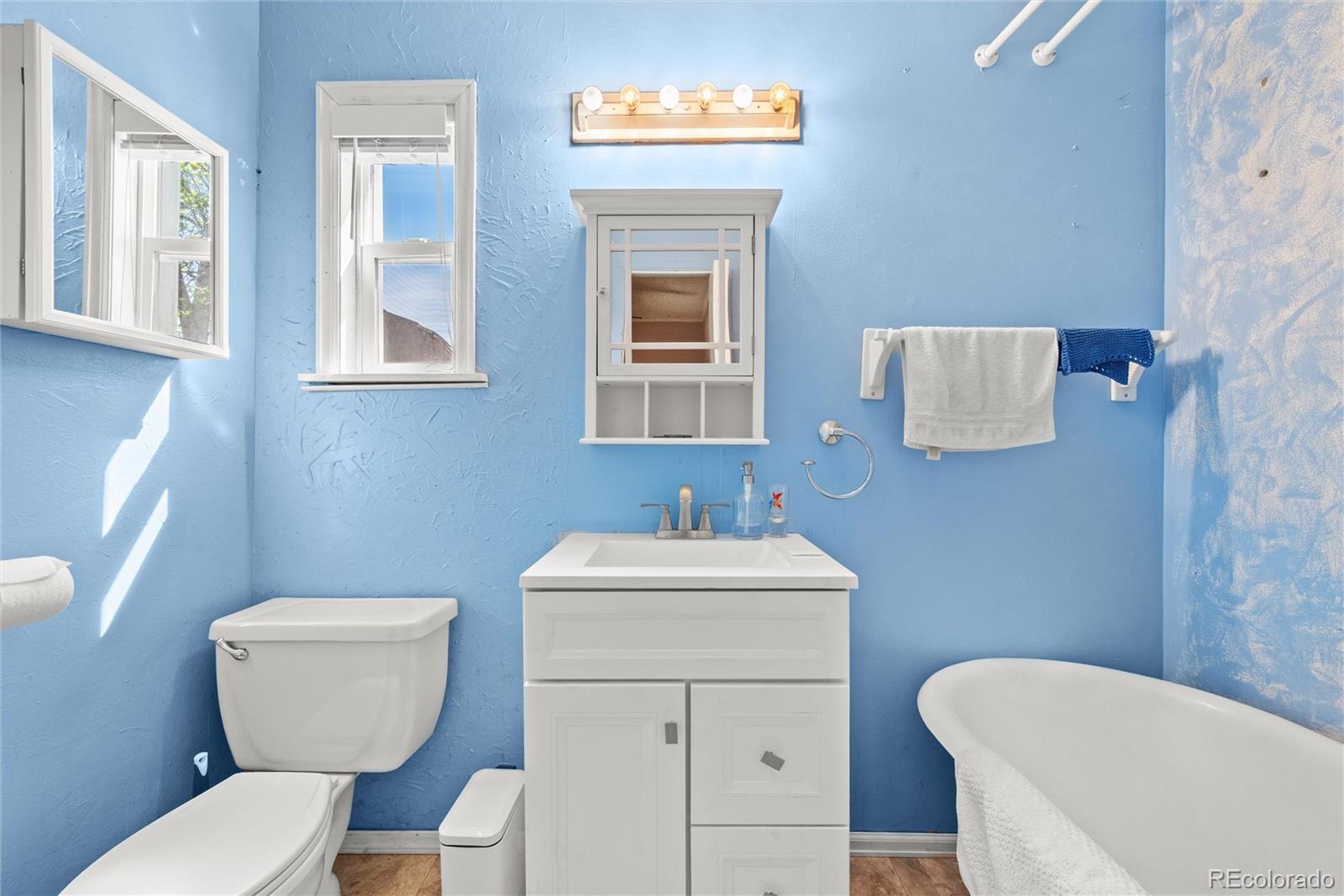 MLS Image #8 for 2036 s acoma street,denver, Colorado