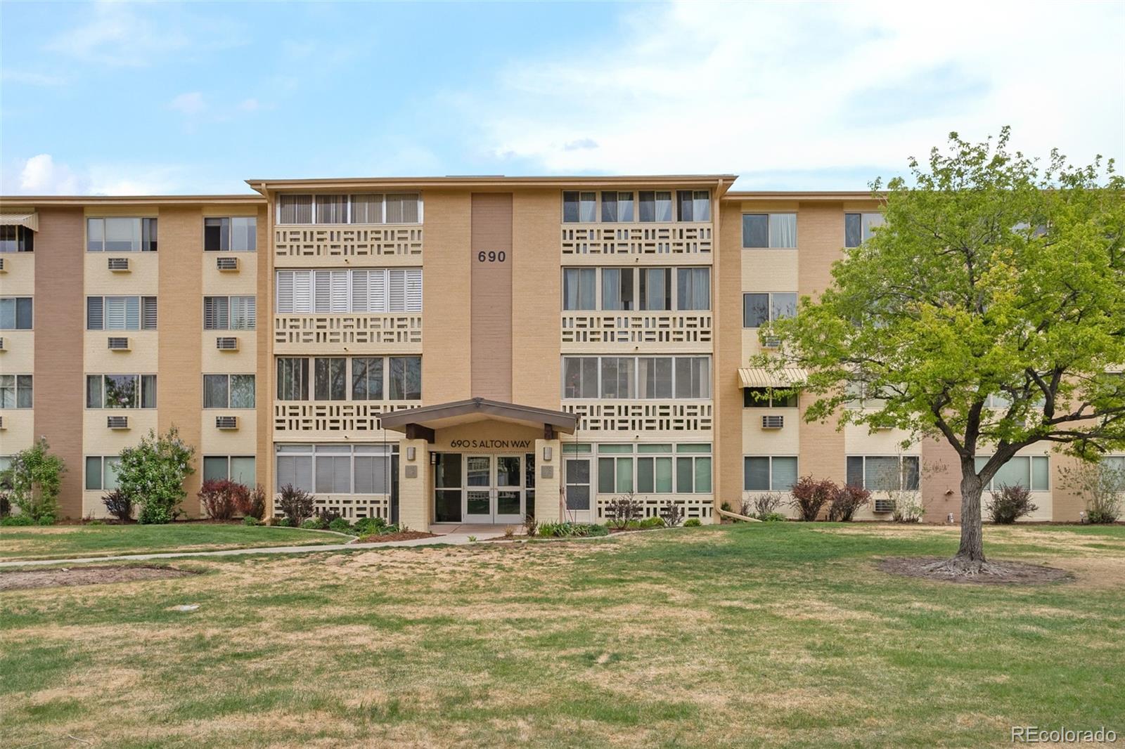 MLS Image #0 for 690 s alton way 6a,denver, Colorado