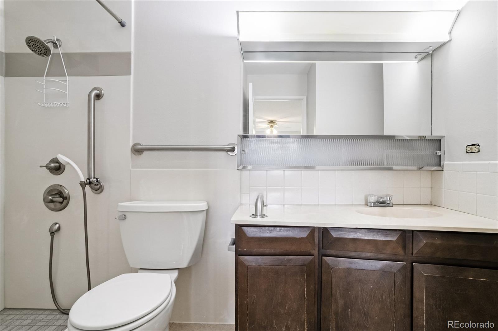 MLS Image #15 for 690 s alton way 6a,denver, Colorado
