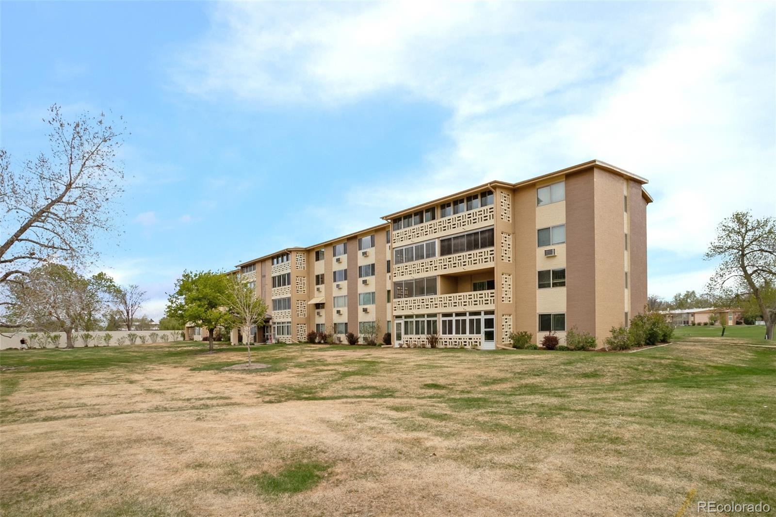 MLS Image #41 for 690 s alton way 6a,denver, Colorado