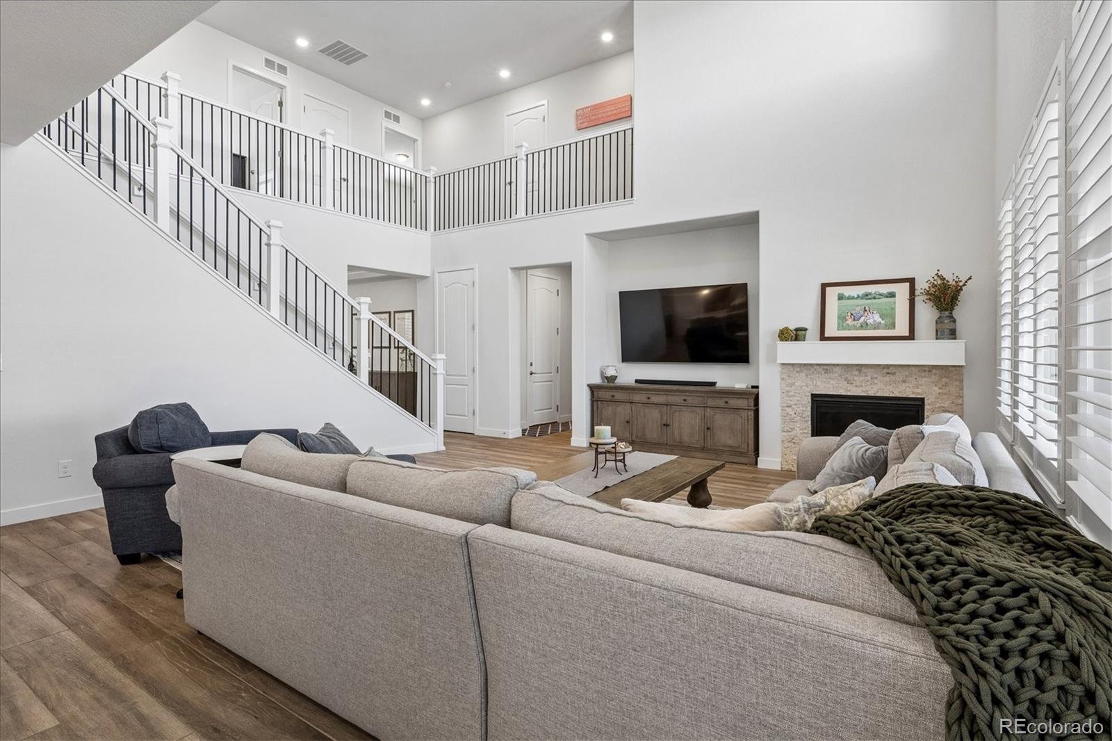 MLS Image #7 for 9555  williamsburg street,littleton, Colorado