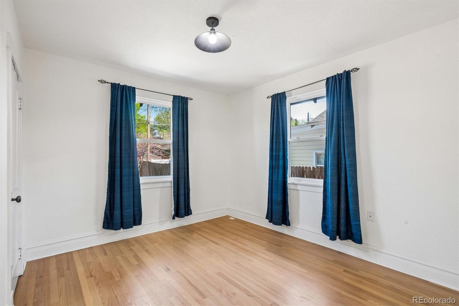 MLS Image #12 for 2290  holly street,denver, Colorado