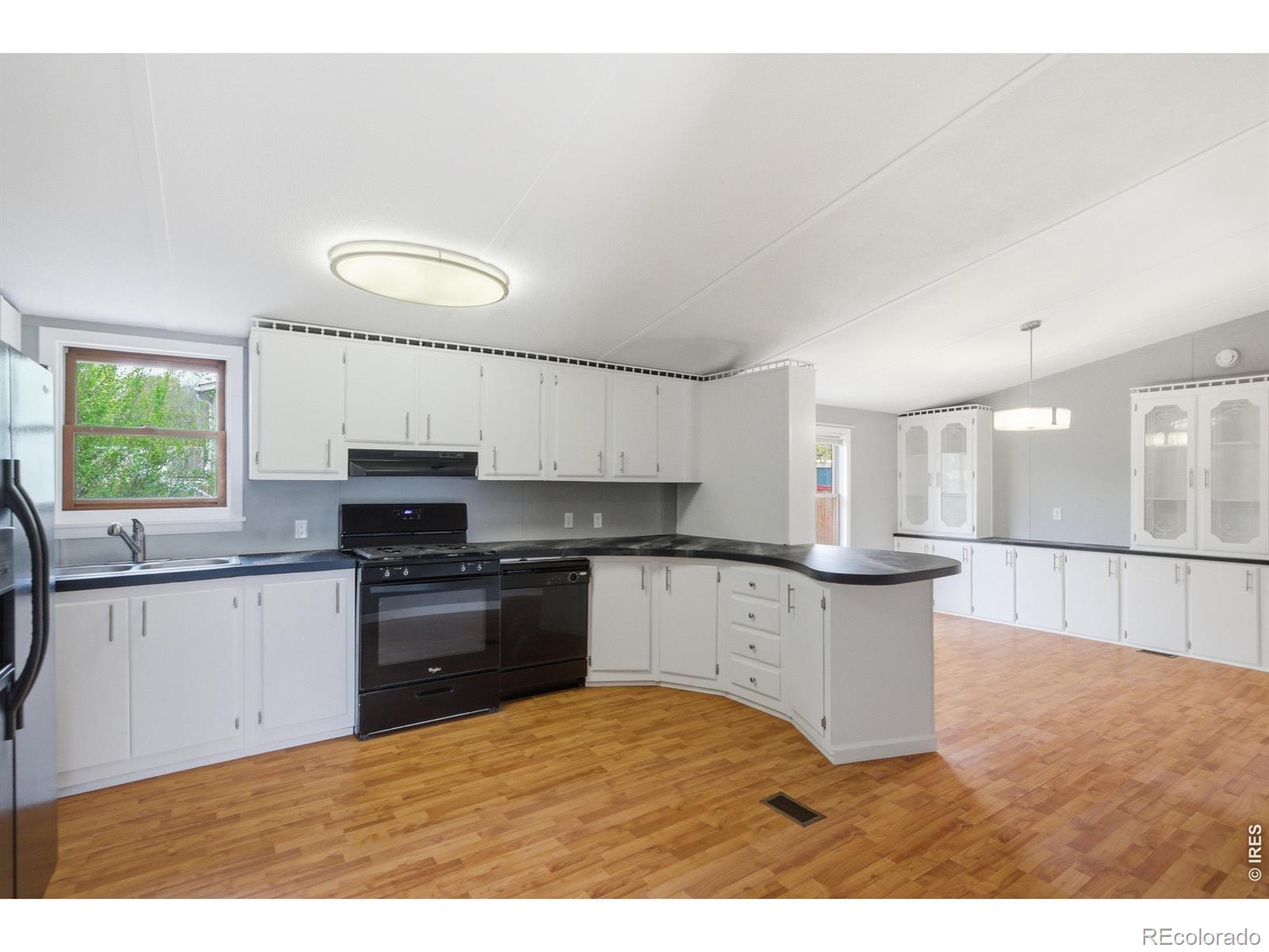 MLS Image #12 for 4388  black canyon court,greeley, Colorado