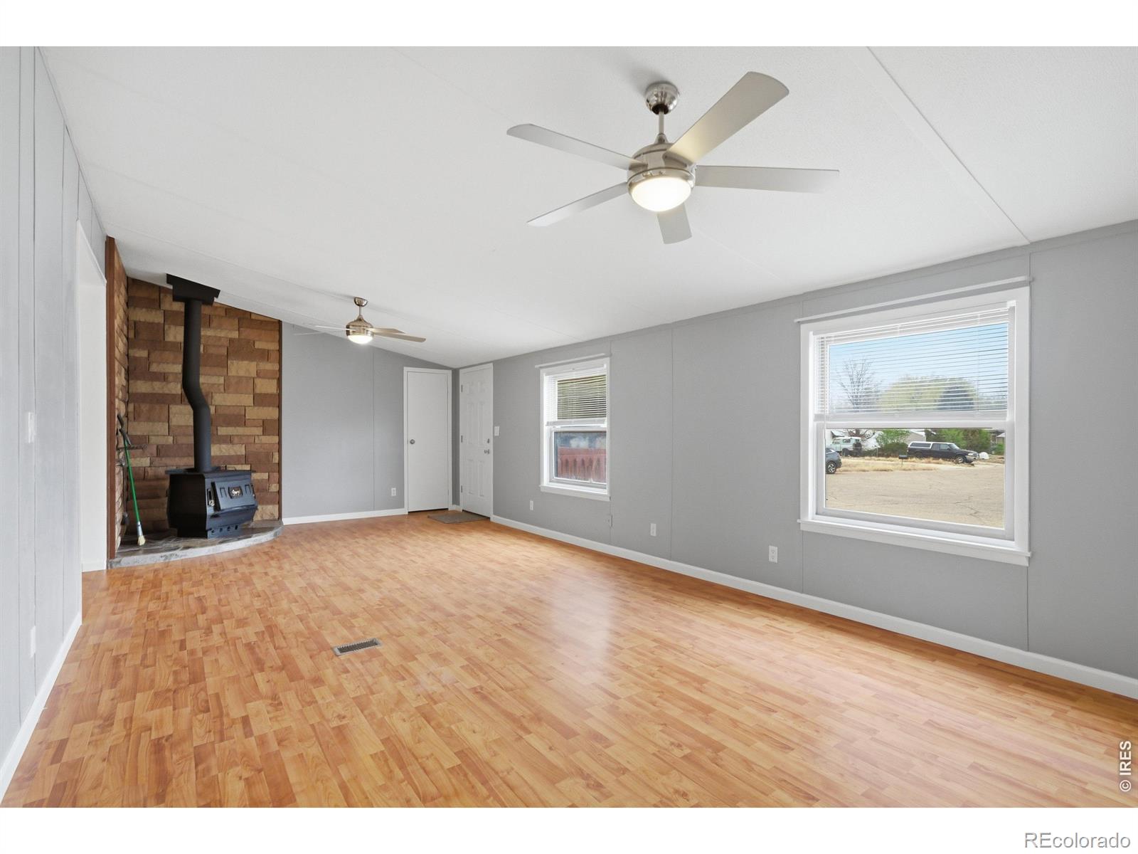 MLS Image #6 for 4388  black canyon court,greeley, Colorado