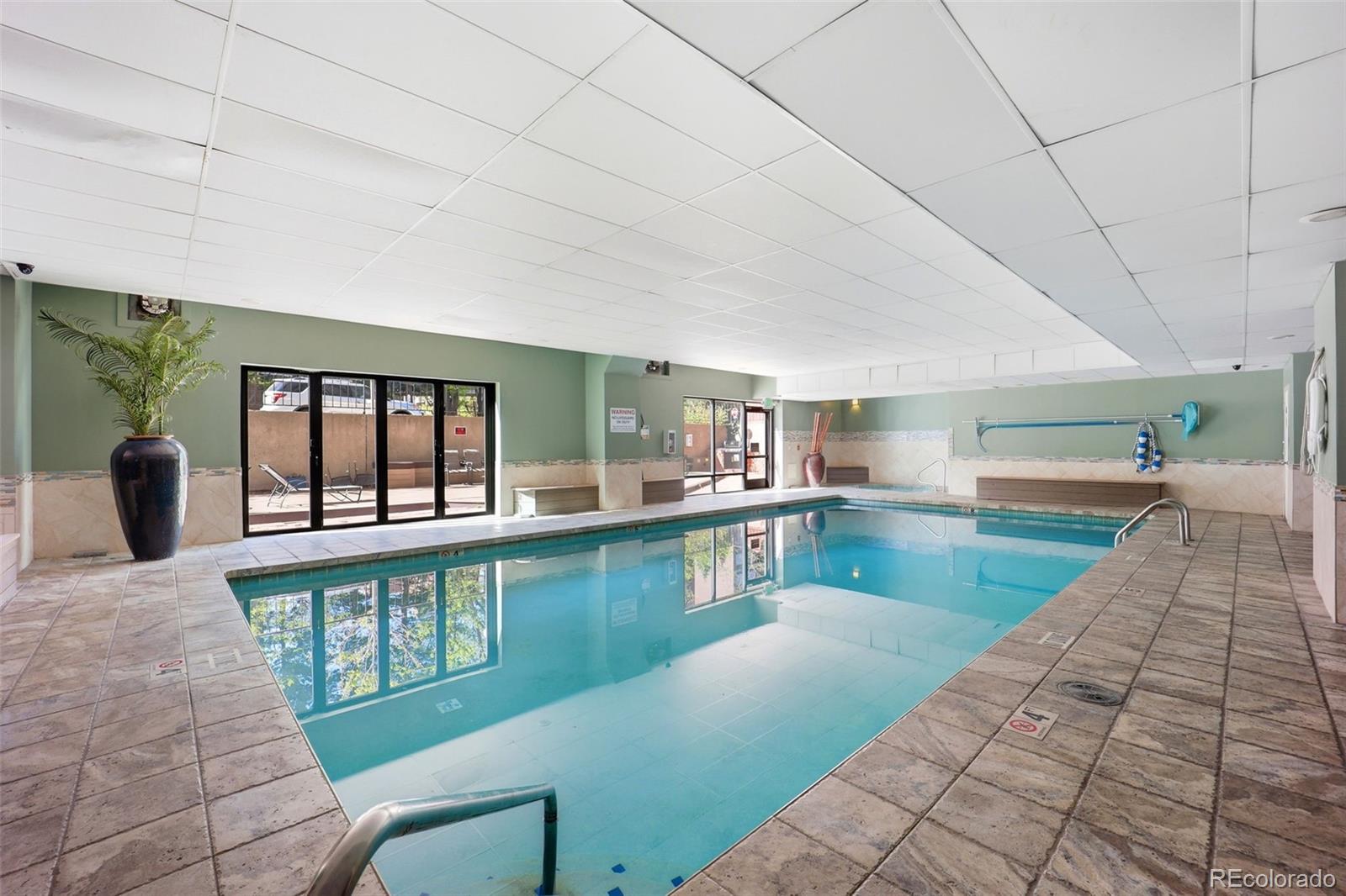 MLS Image #10 for 2  adams street 603,denver, Colorado