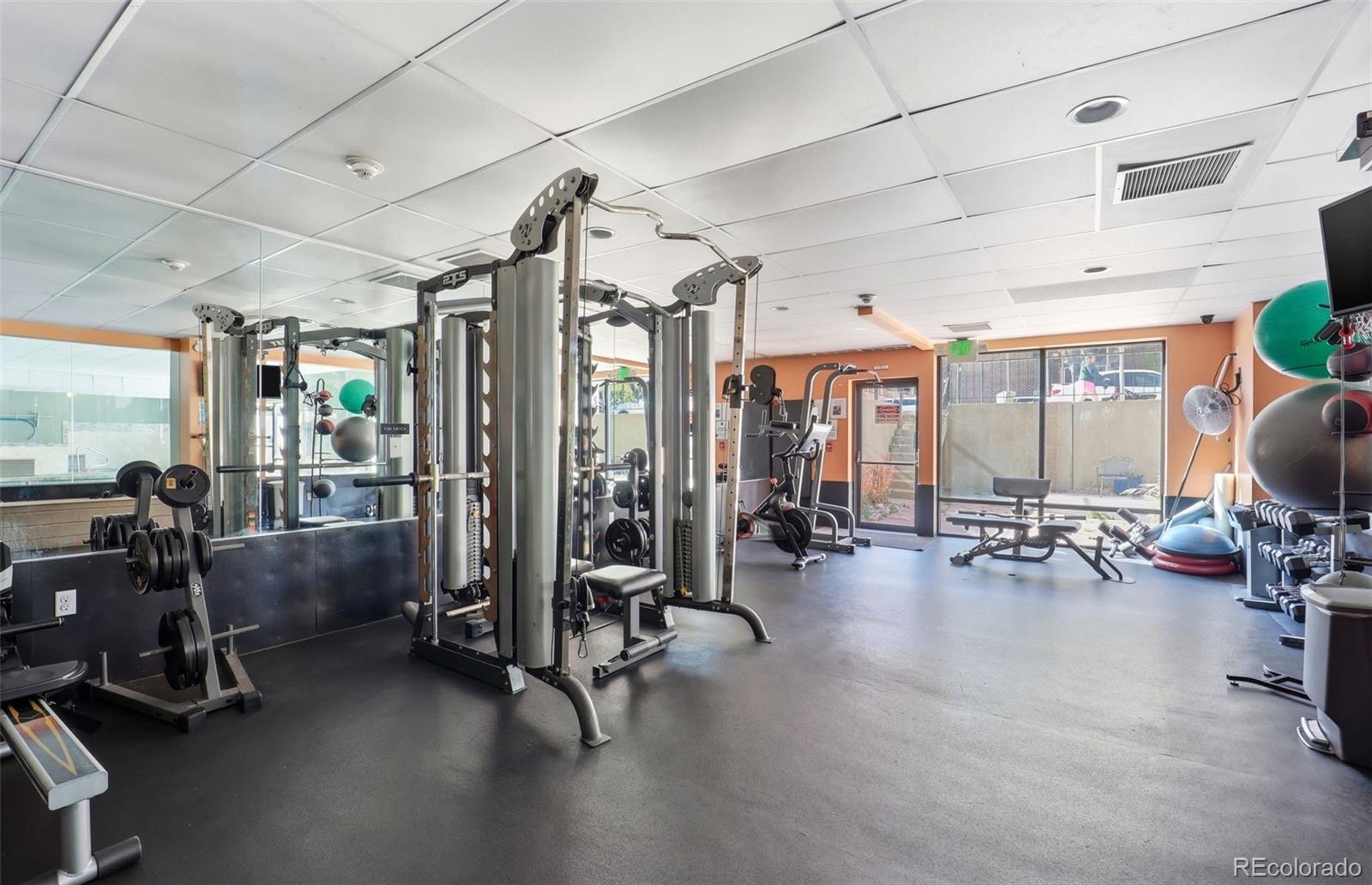 MLS Image #12 for 2  adams street 603,denver, Colorado
