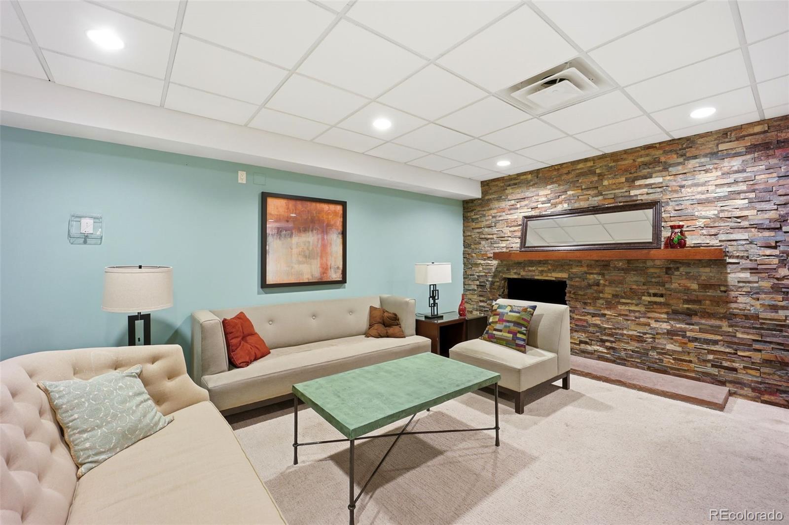 MLS Image #21 for 2  adams street 603,denver, Colorado