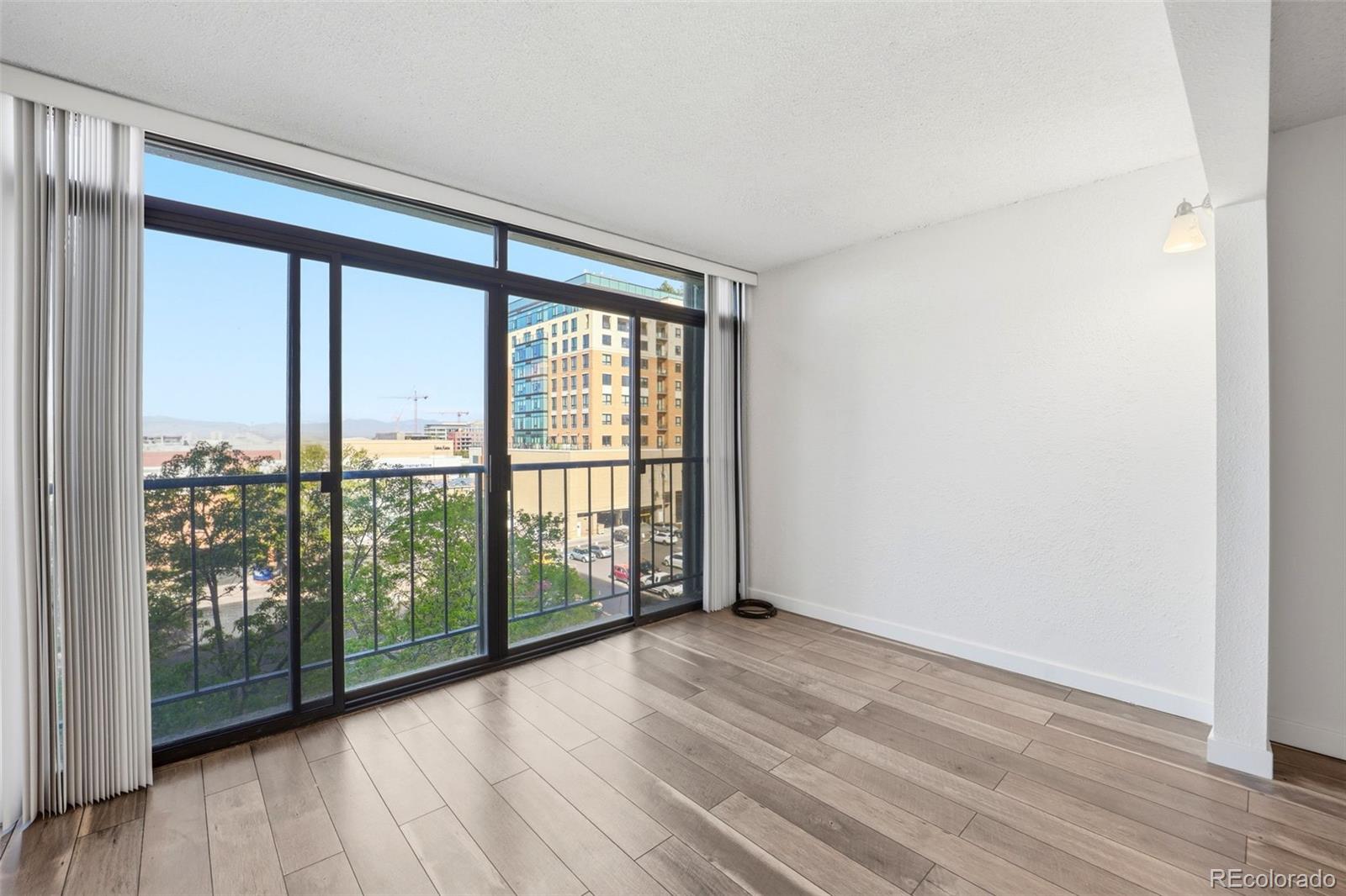 MLS Image #25 for 2  adams street 603,denver, Colorado