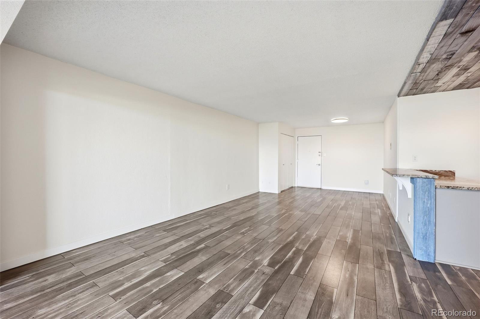 MLS Image #27 for 2  adams street 603,denver, Colorado
