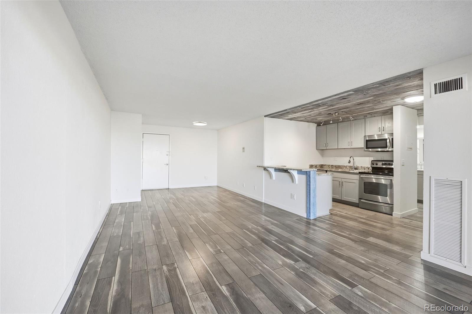 MLS Image #29 for 2  adams street 603,denver, Colorado