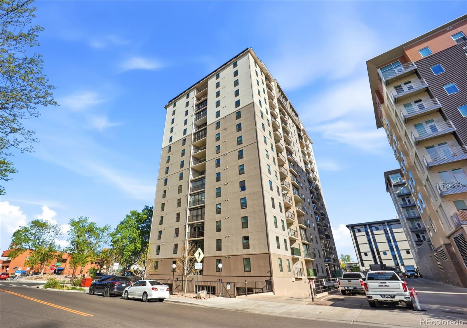MLS Image #3 for 2  adams street 603,denver, Colorado