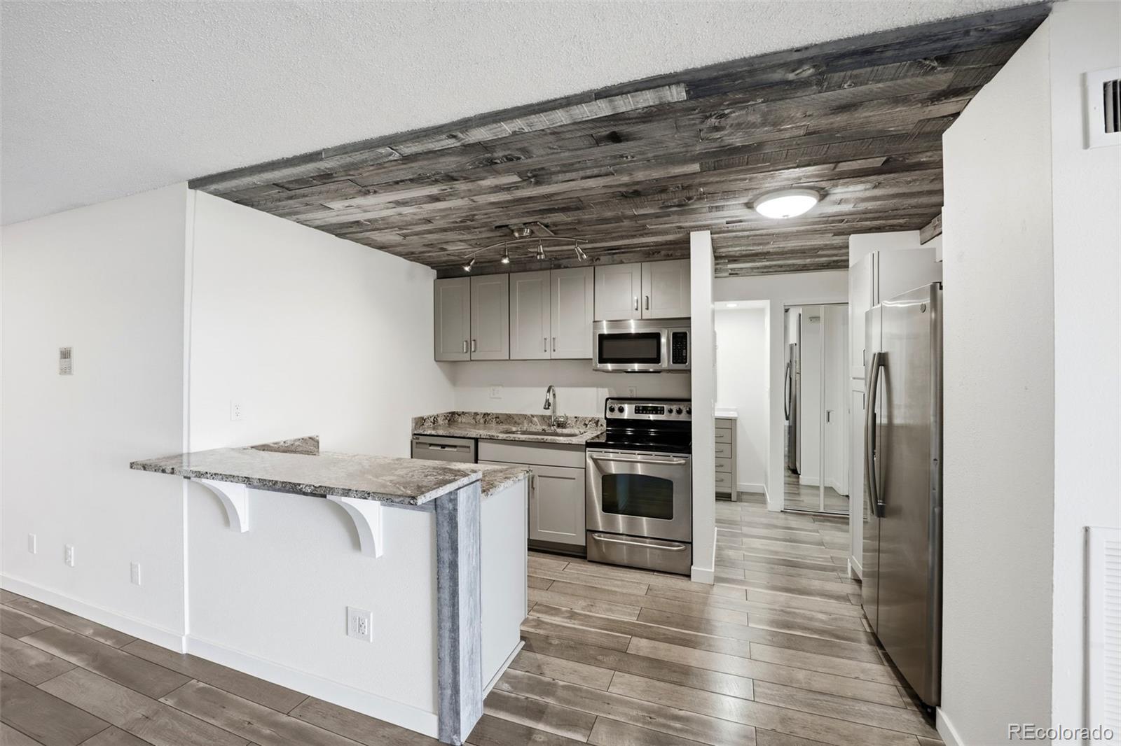 MLS Image #34 for 2  adams street 603,denver, Colorado
