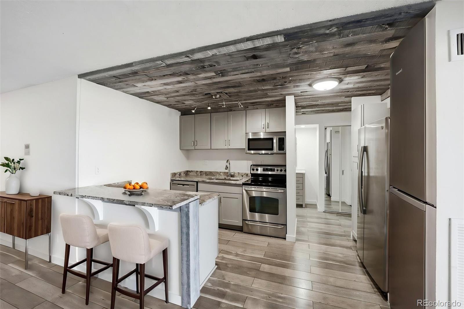 MLS Image #35 for 2  adams street 603,denver, Colorado