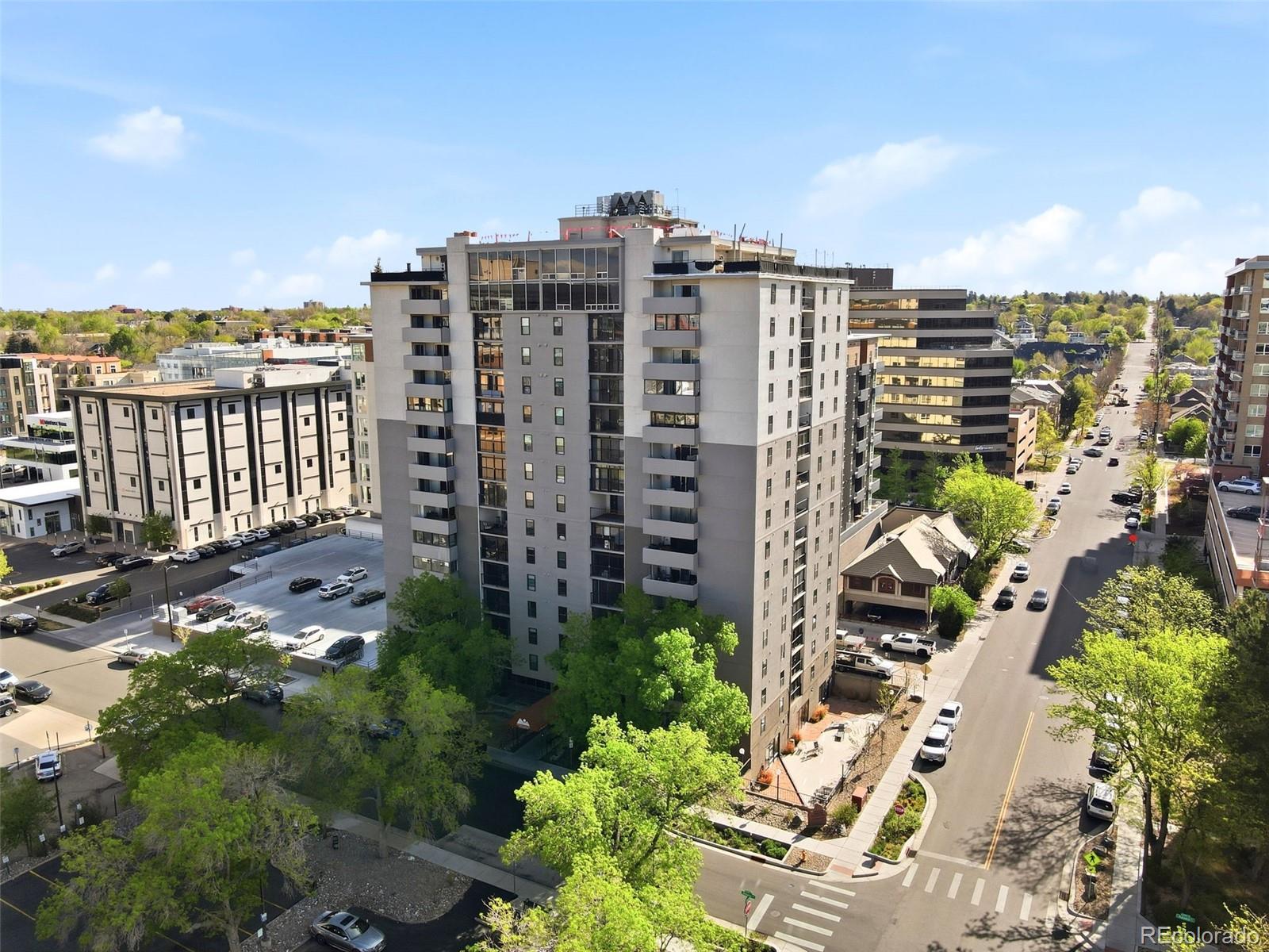 MLS Image #43 for 2  adams street 603,denver, Colorado