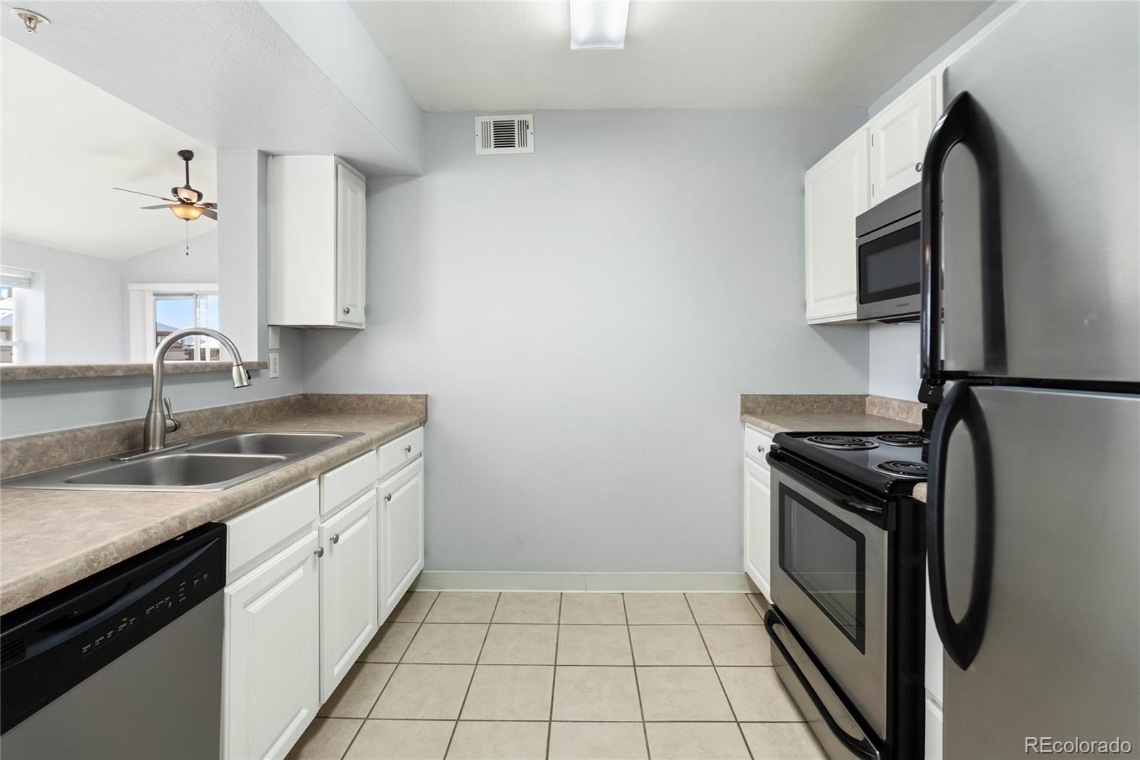 MLS Image #10 for 12768  ironstone way 301,parker, Colorado