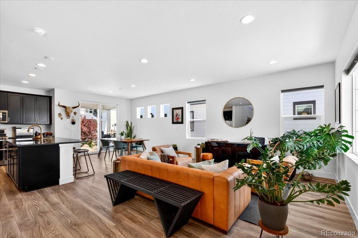 MLS Image #0 for 17621  parkside drive,commerce city, Colorado
