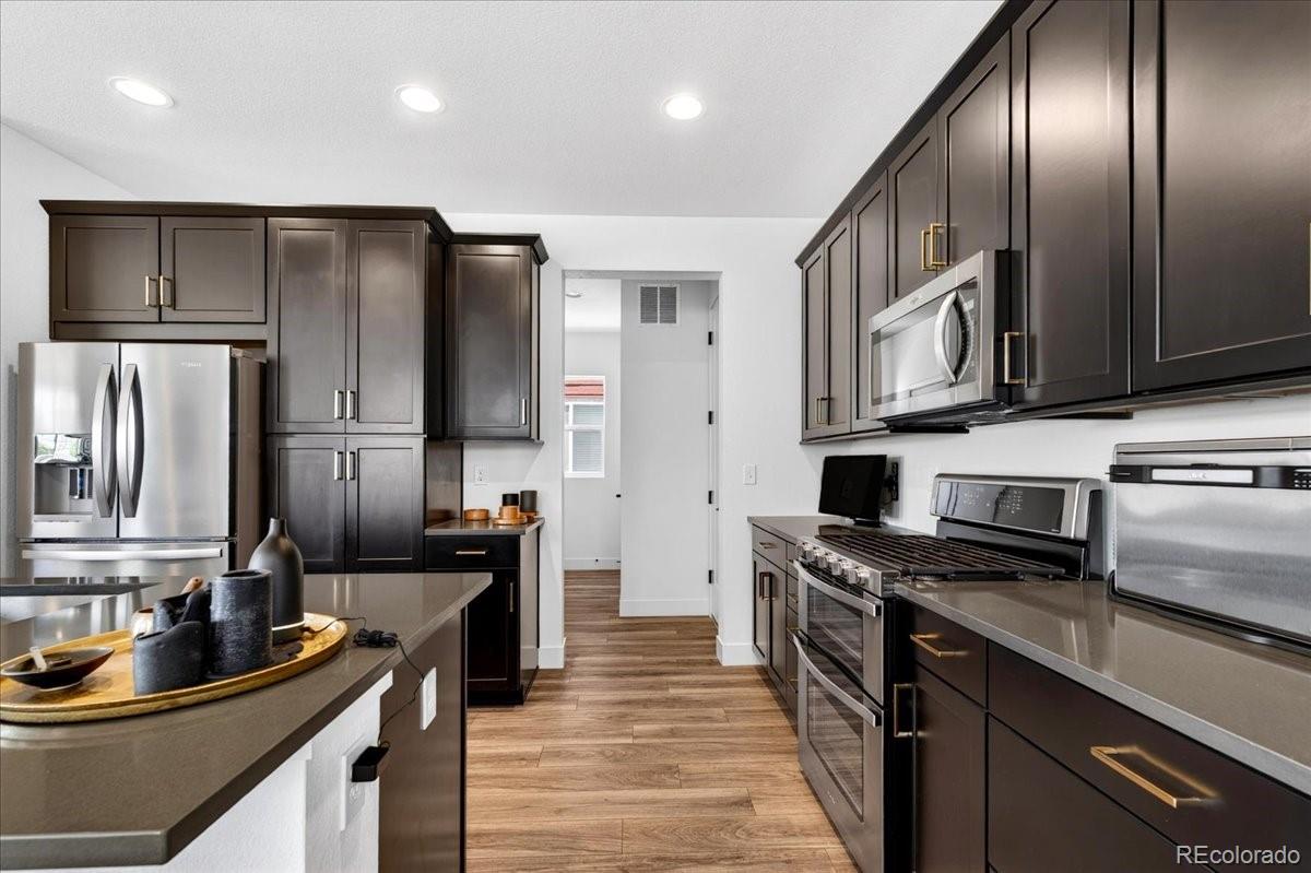 MLS Image #33 for 17621  parkside drive,commerce city, Colorado