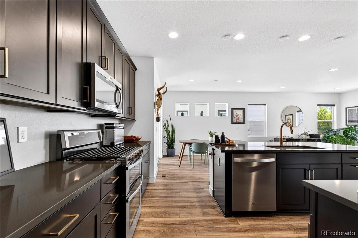 MLS Image #8 for 17621  parkside drive,commerce city, Colorado