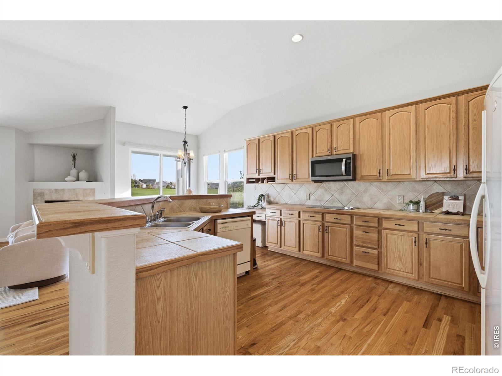 MLS Image #12 for 879  glenarbor circle,longmont, Colorado