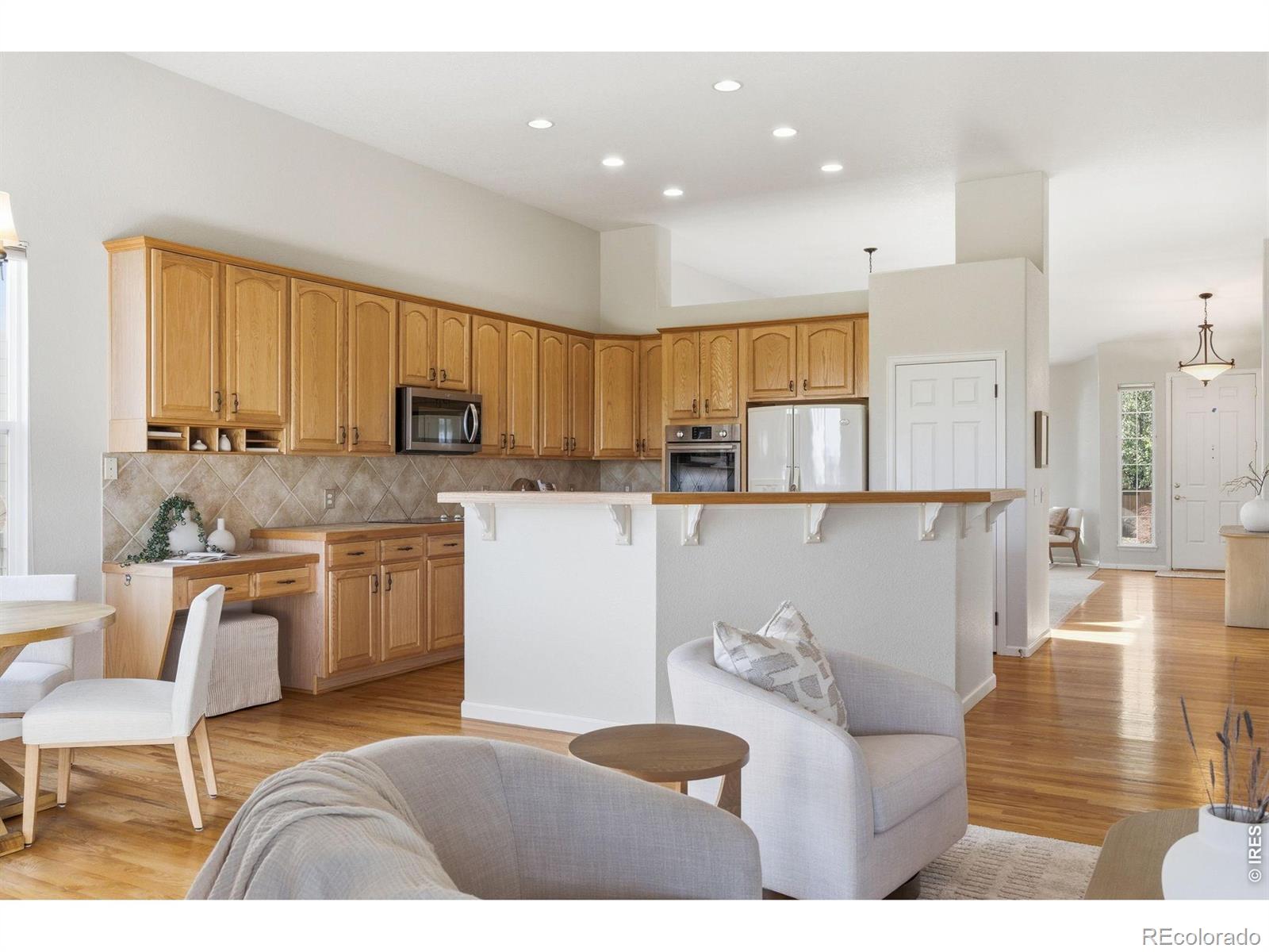 MLS Image #14 for 879  glenarbor circle,longmont, Colorado