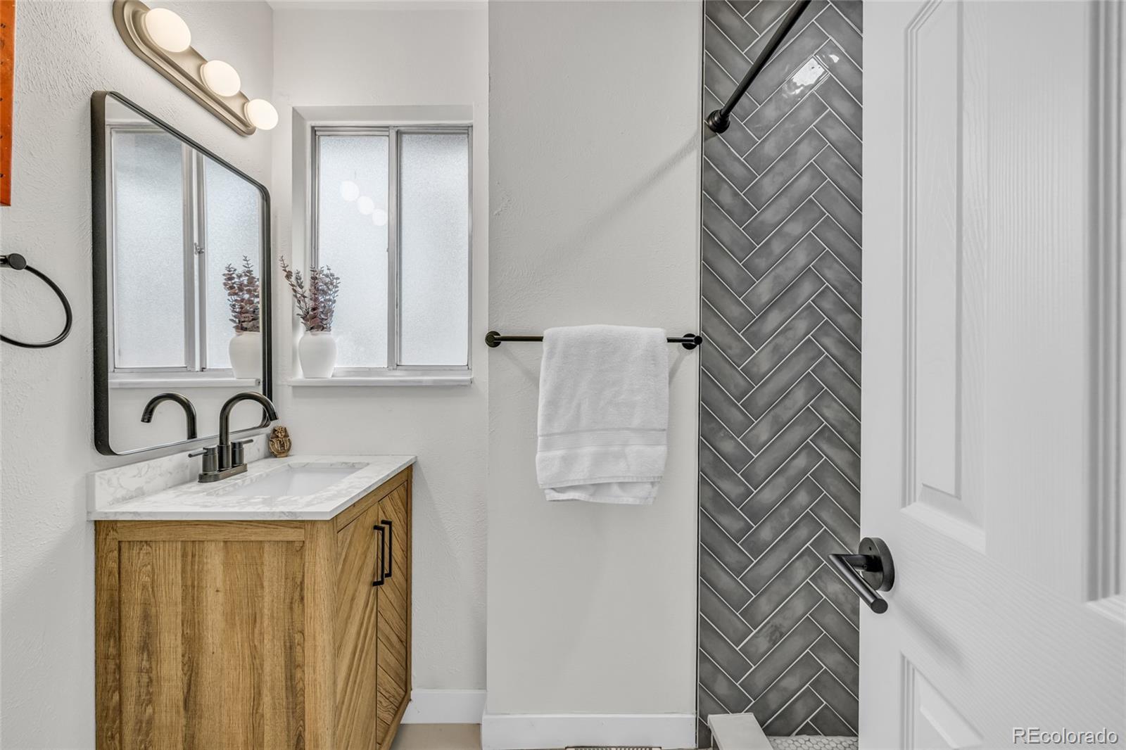 MLS Image #12 for 7092 w 4th avenue,lakewood, Colorado