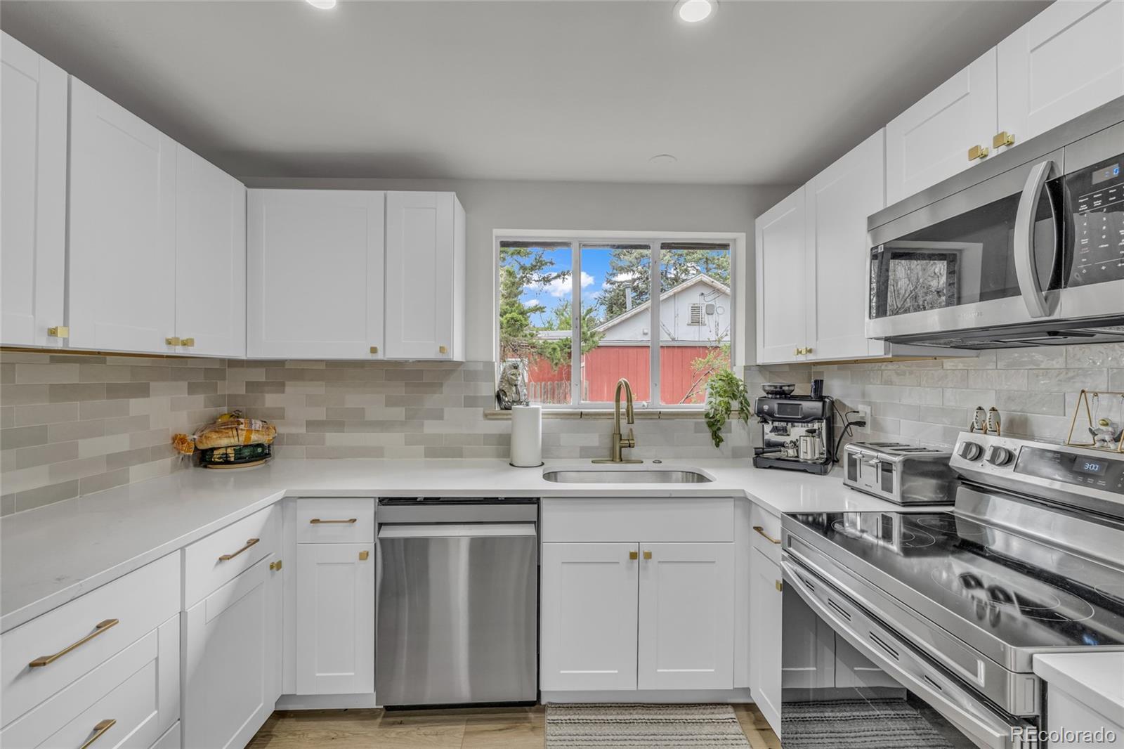 MLS Image #6 for 7092 w 4th avenue,lakewood, Colorado