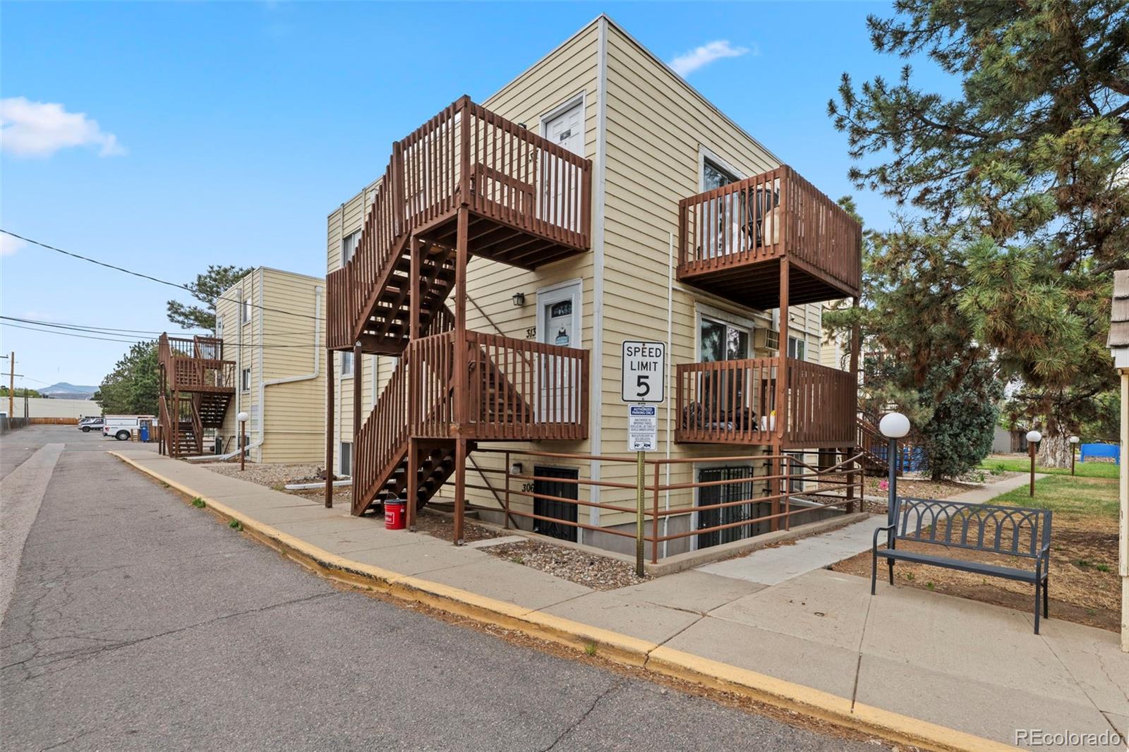 MLS Image #11 for 9240 w 49th avenue,wheat ridge, Colorado