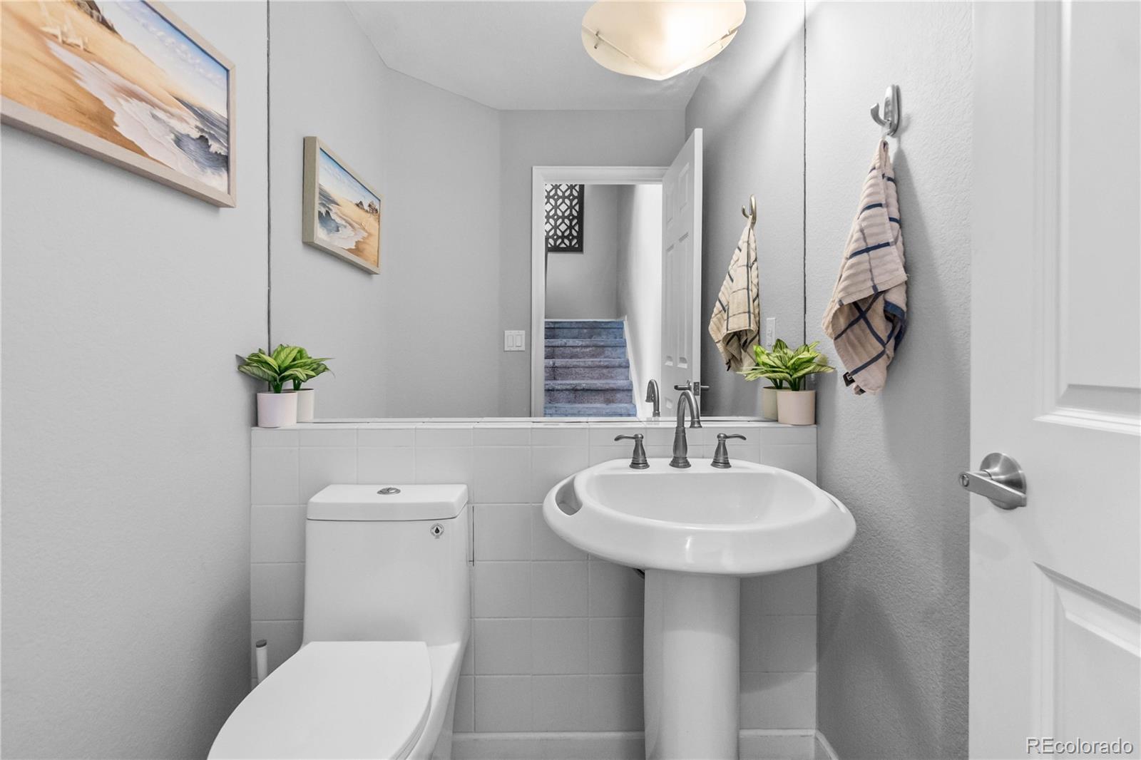 MLS Image #17 for 5058 e cherry creek south drive,denver, Colorado
