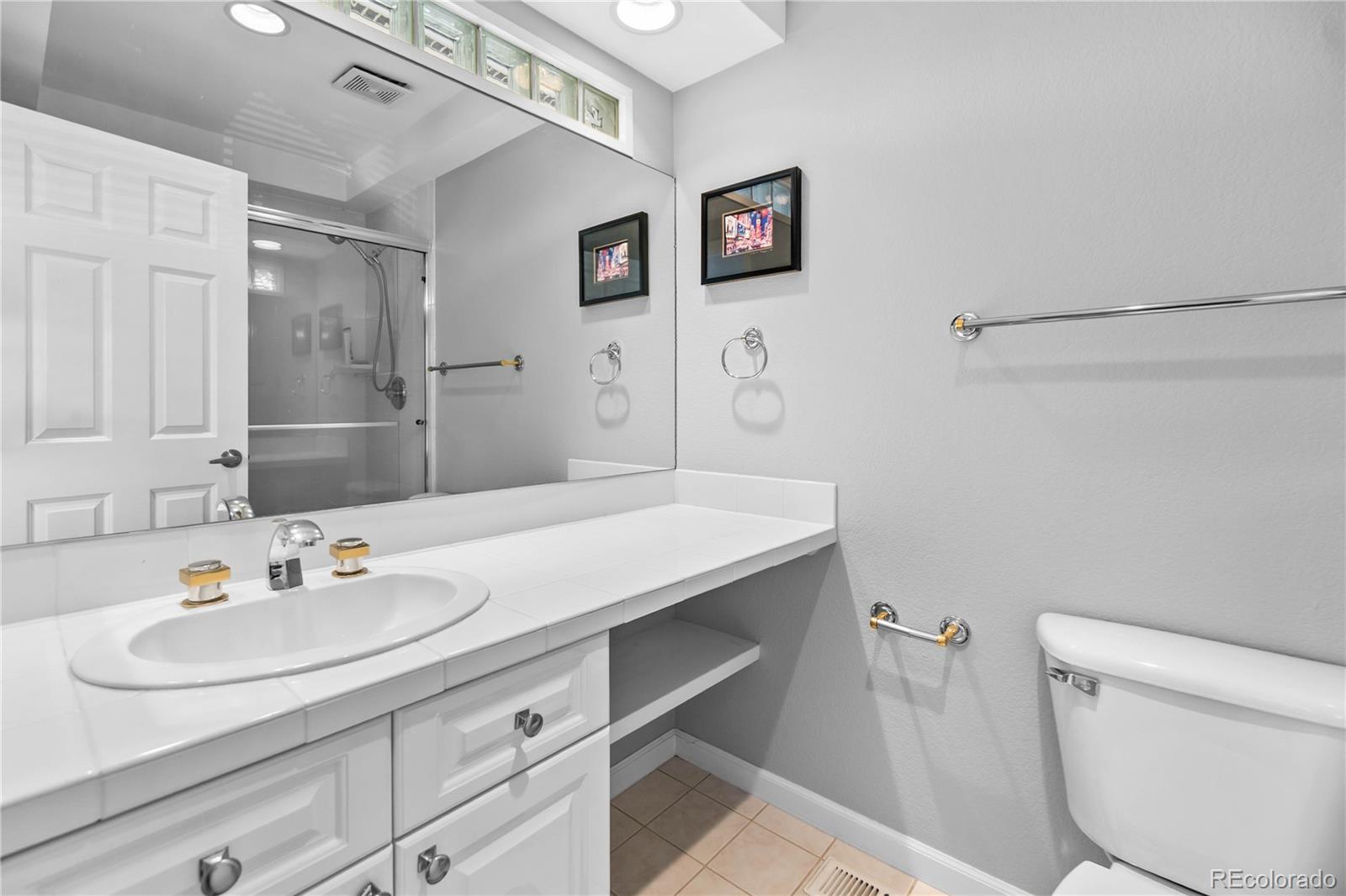 MLS Image #21 for 5058 e cherry creek south drive,denver, Colorado