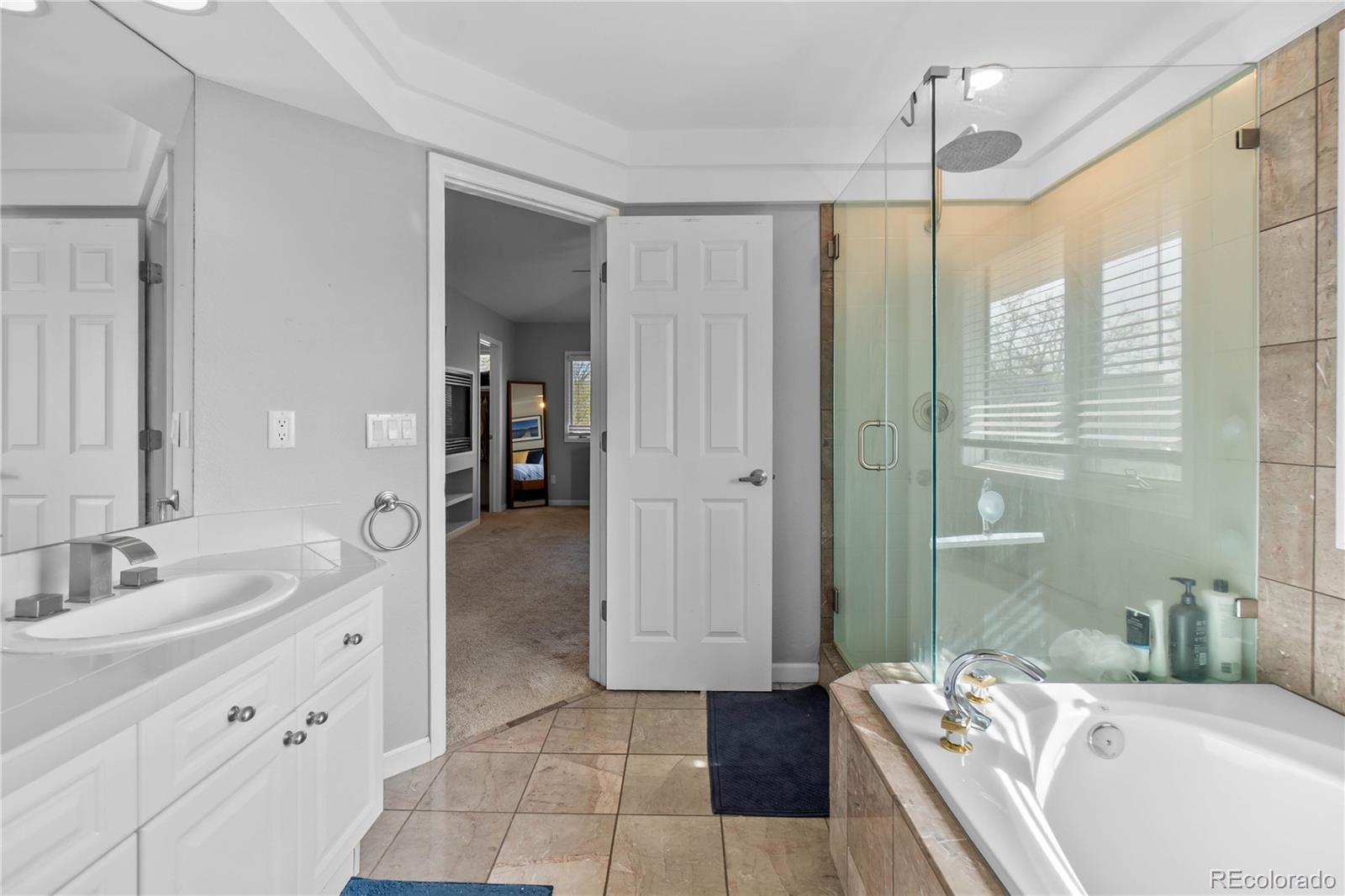 MLS Image #29 for 5058 e cherry creek south drive,denver, Colorado