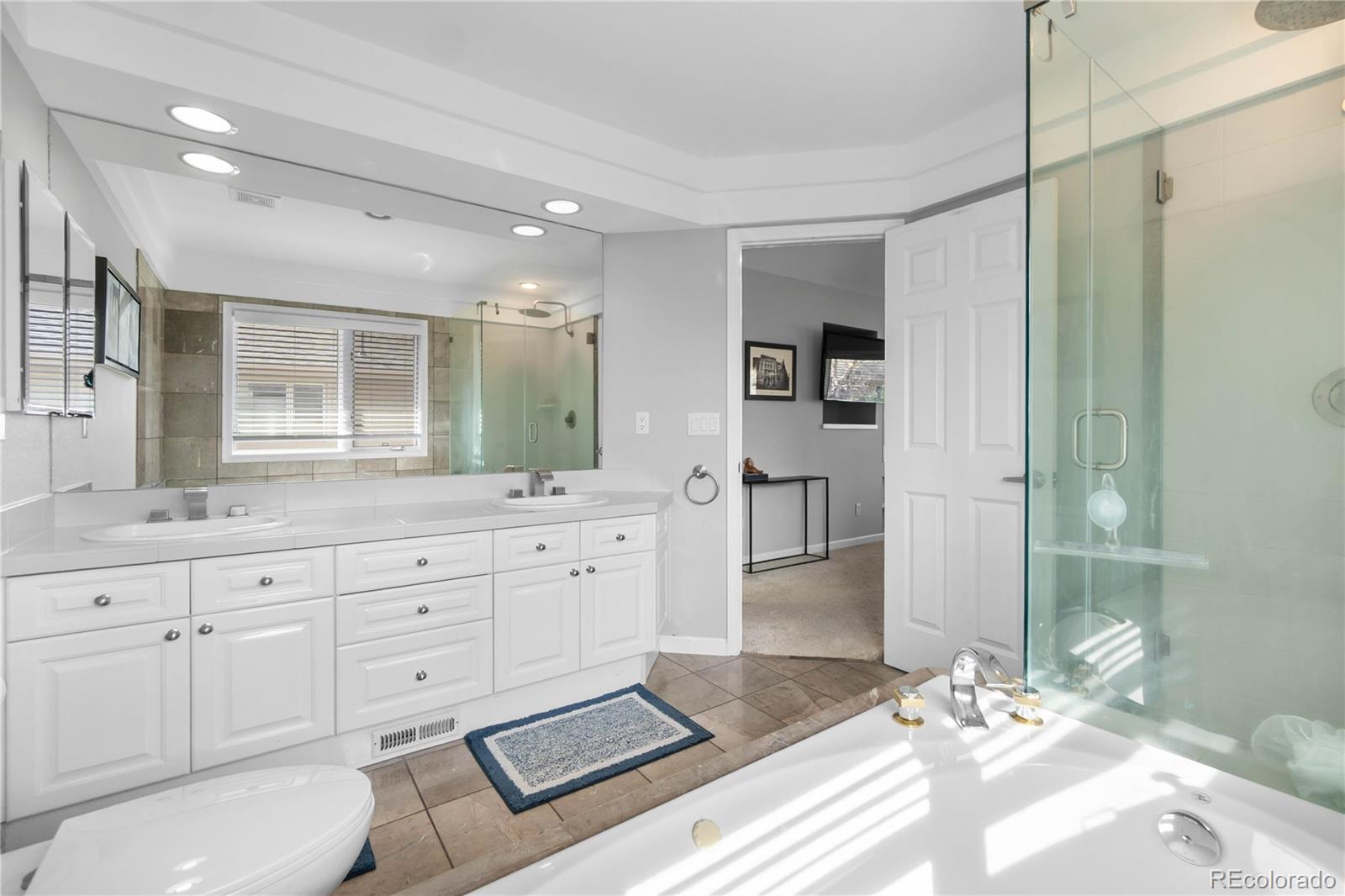 MLS Image #30 for 5058 e cherry creek south drive,denver, Colorado