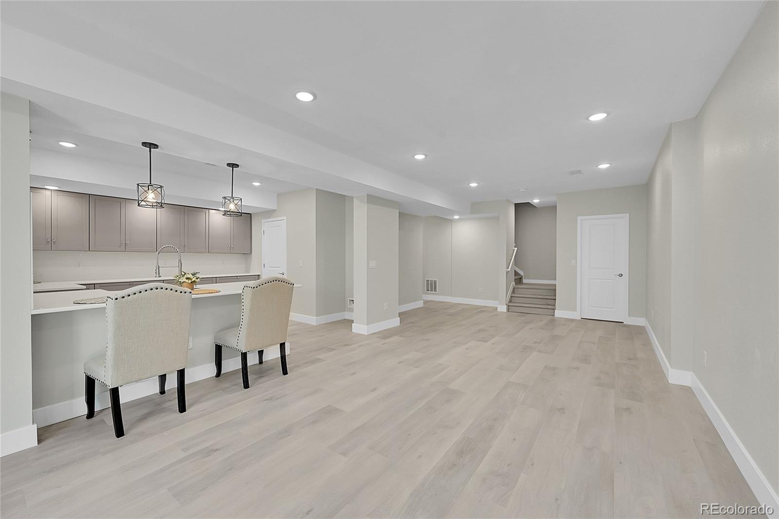 MLS Image #12 for 23642 e 40th avenue,aurora, Colorado