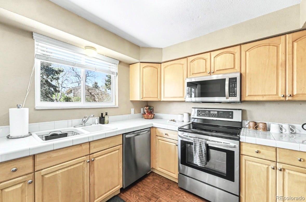 MLS Image #5 for 17229 e progress avenue,centennial, Colorado