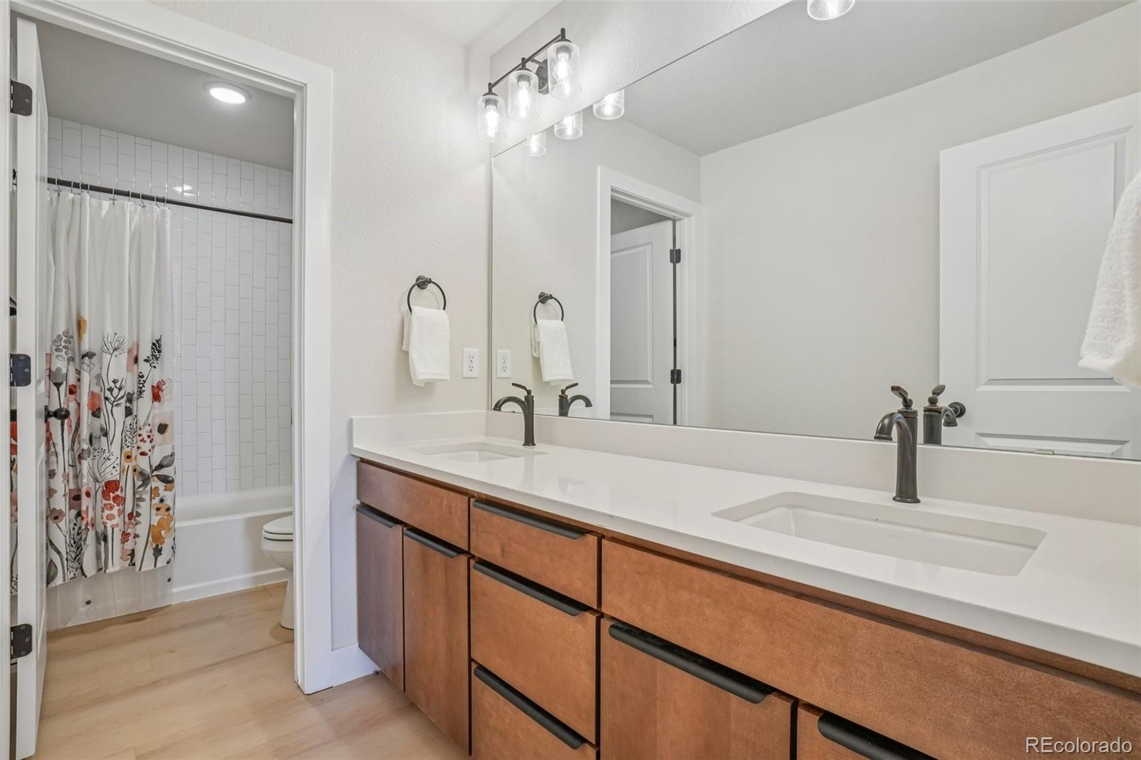 MLS Image #40 for 7319 s yantley way,aurora, Colorado