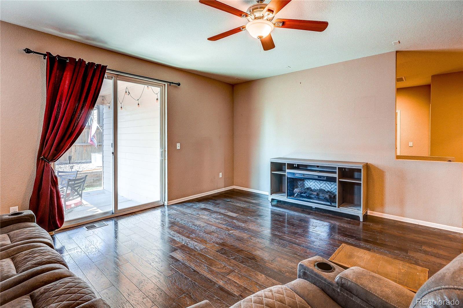 MLS Image #11 for 25120 e maple place,aurora, Colorado