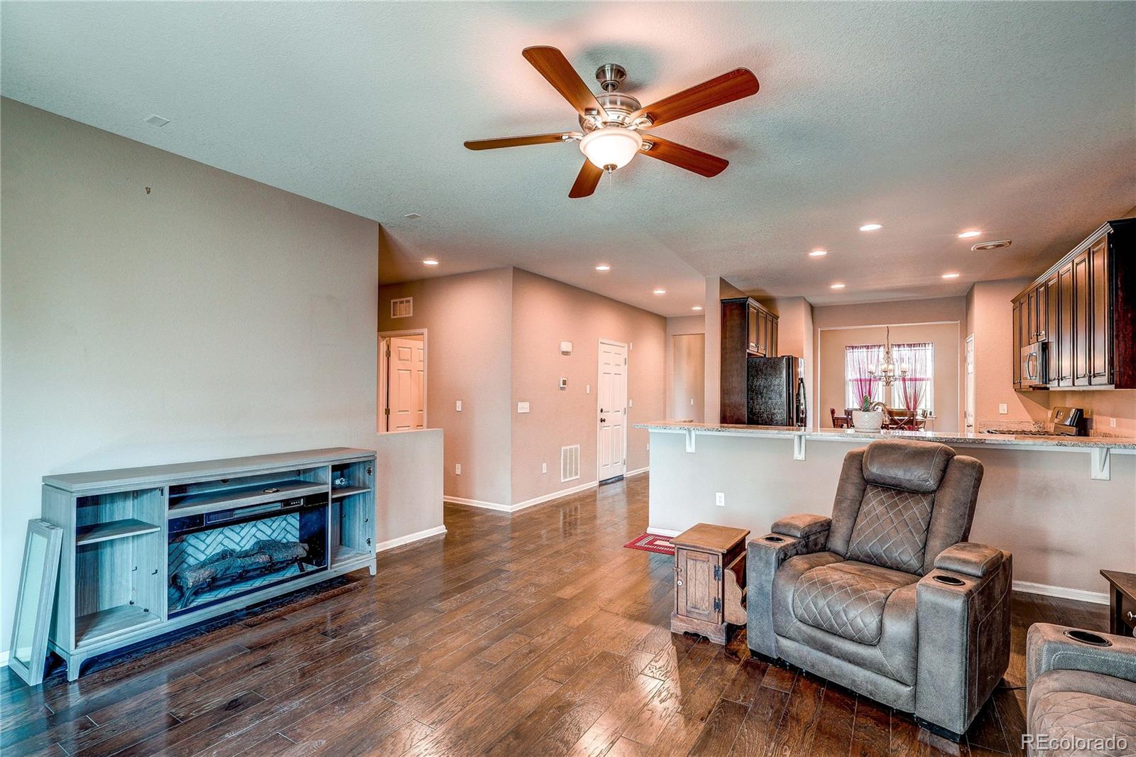 MLS Image #13 for 25120 e maple place,aurora, Colorado