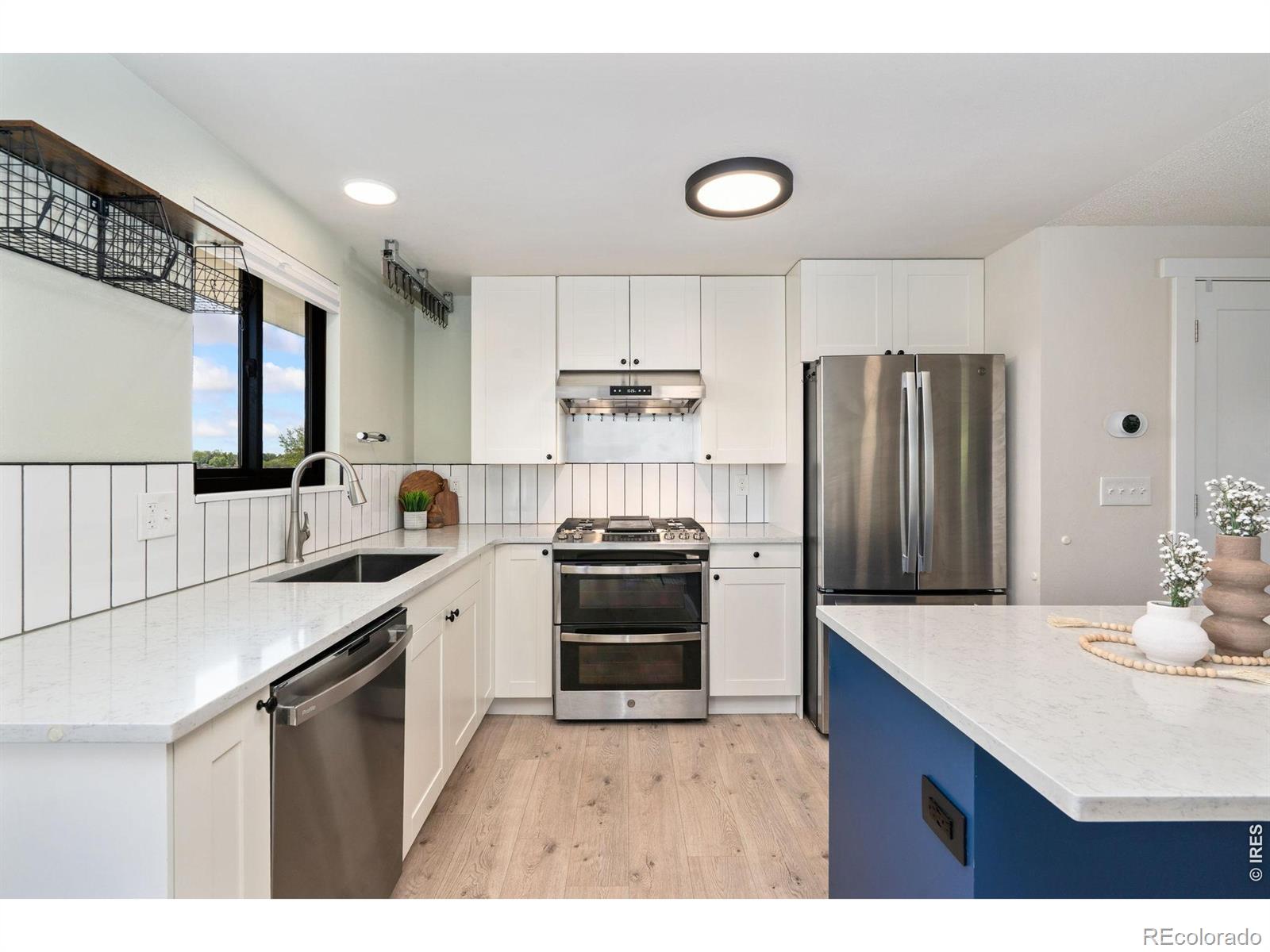 MLS Image #10 for 1578 s del norte avenue,loveland, Colorado