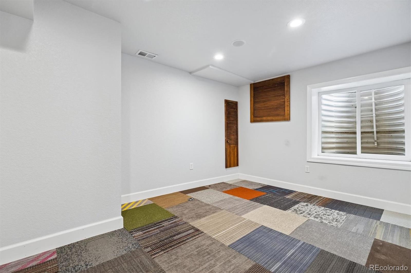 MLS Image #25 for 7360 s logan street,littleton, Colorado