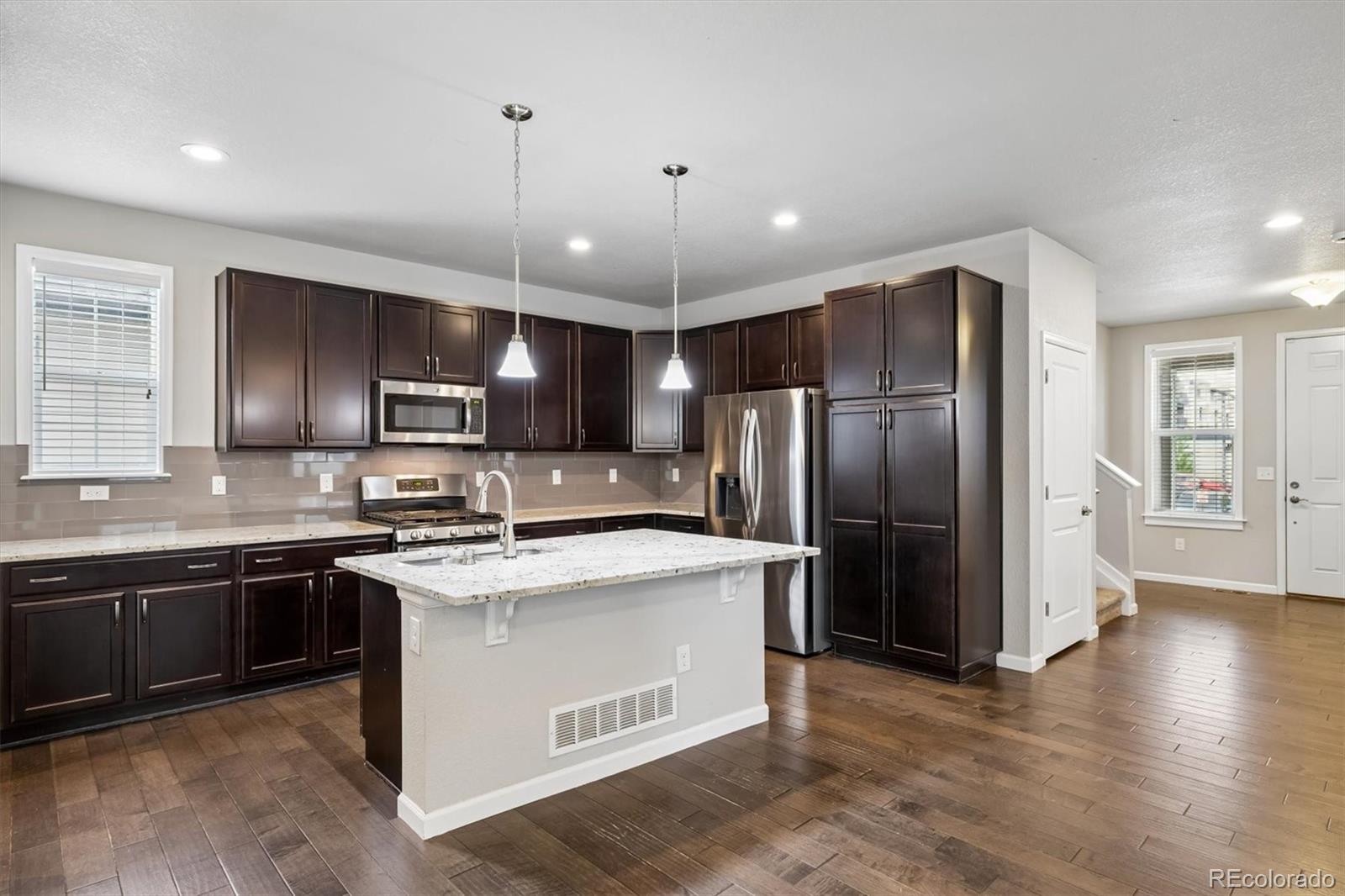 MLS Image #4 for 7360 s logan street,littleton, Colorado