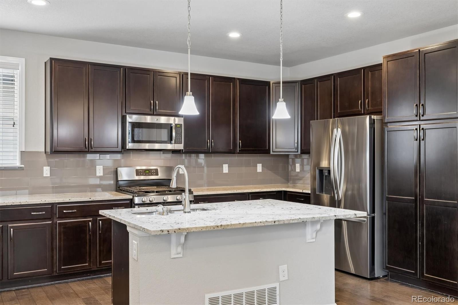 MLS Image #5 for 7360 s logan street,littleton, Colorado