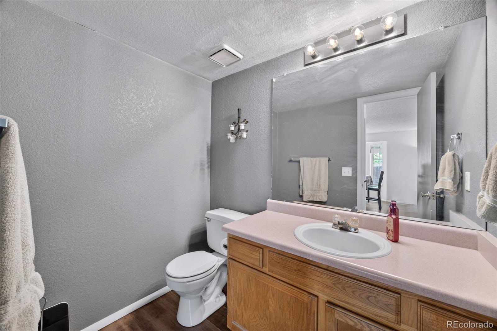 MLS Image #16 for 4052 s kirk way,aurora, Colorado